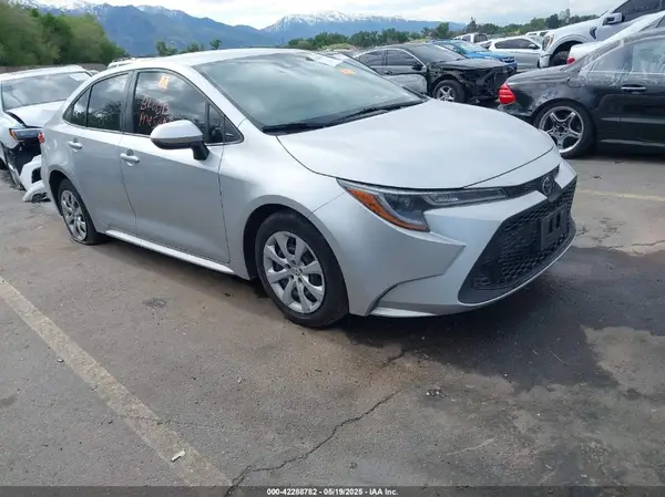 JTDEPMAE9N3029067 2022 TOYOTA COROLLA - Image 1