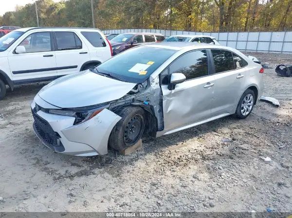 JTDEPMAE9NJ190711 2022 TOYOTA COROLLA - Image 2
