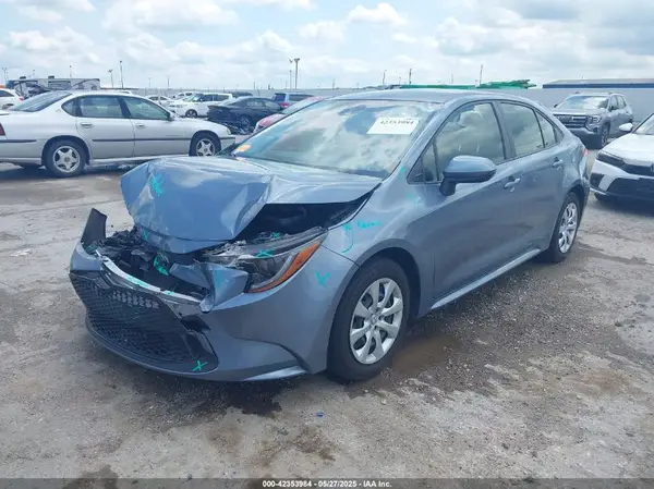 JTDEPMAE9NJ210486 2022 TOYOTA COROLLA - Image 2