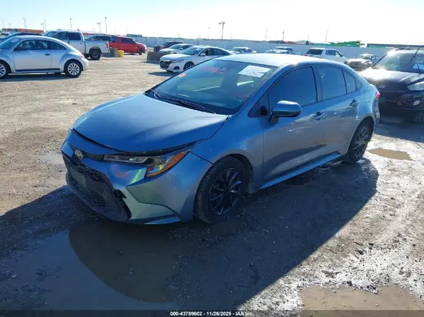 JTDEPMAE9NJ211184 2022 TOYOTA COROLLA - Image 2