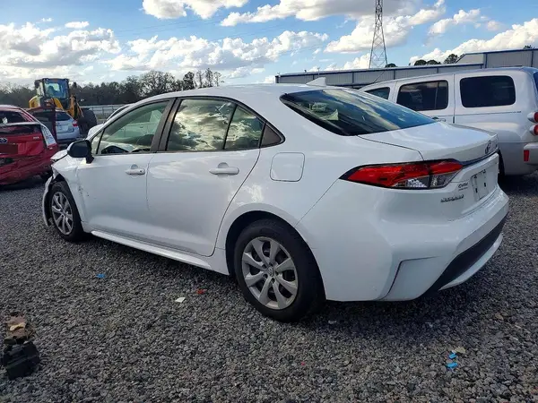 JTDEPMAEXMJ117491 2021 TOYOTA COROLLA - Image 2