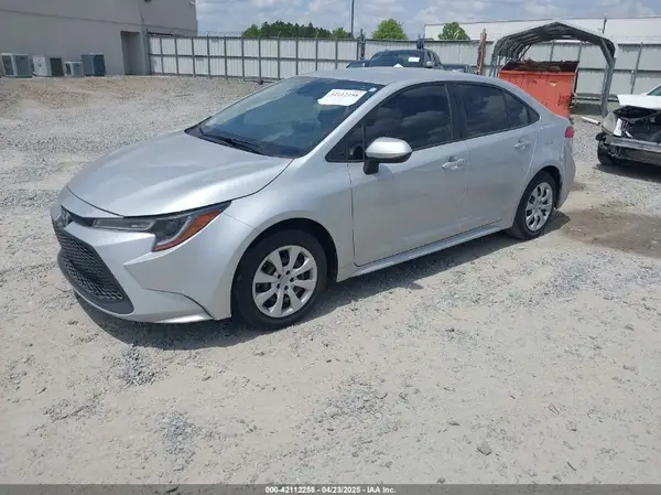 JTDEPMAEXMJ137160 2021 TOYOTA COROLLA - Image 2