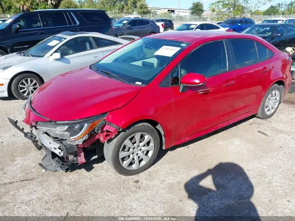 JTDEPMAEXMJ137725 2021 TOYOTA COROLLA - Image 2