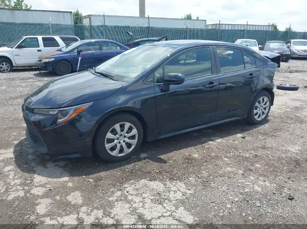 JTDEPMAEXMJ143346 2021 TOYOTA COROLLA - Image 2