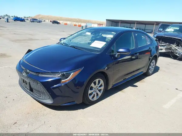 JTDEPMAEXMJ145260 2021 TOYOTA COROLLA - Image 2