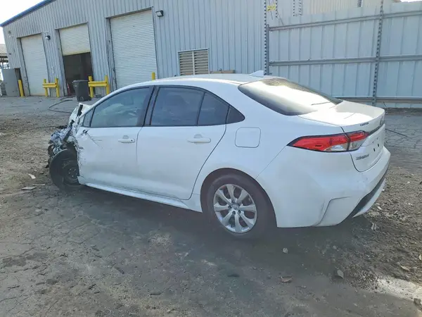 JTDEPMAEXMJ147154 2021 TOYOTA COROLLA - Image 2