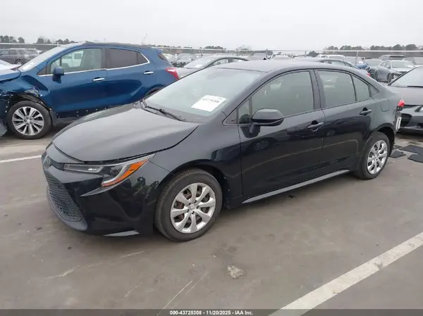 JTDEPMAEXMJ156405 2021 TOYOTA COROLLA - Image 2
