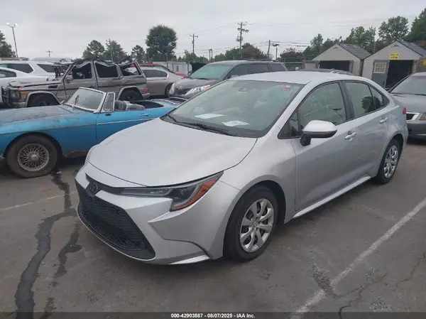 JTDEPMAEXMJ161250 2021 TOYOTA COROLLA - Image 2