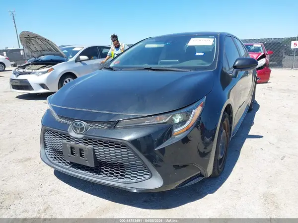 JTDEPMAEXMJ163614 2021 TOYOTA COROLLA - Image 2