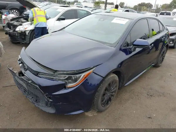 JTDEPMAEXMJ176301 2021 TOYOTA COROLLA - Image 2