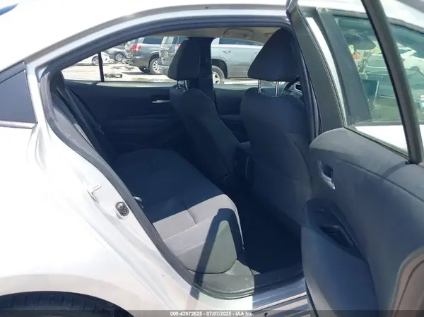 JTDEPMAEXMJ182034 2021 TOYOTA COROLLA - Image 8