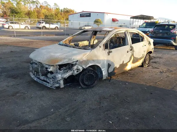 JTDEPMAEXMJ184771 2021 TOYOTA COROLLA - Image 2