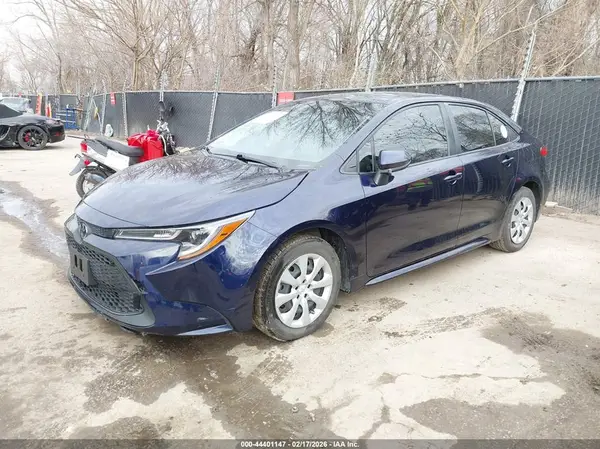 JTDEPMAEXMJ189372 2021 TOYOTA COROLLA - Image 2