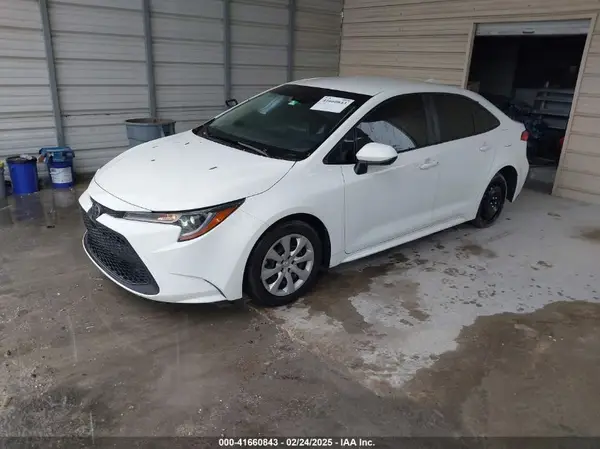JTDEPMAEXMJ189758 2021 TOYOTA COROLLA - Image 2