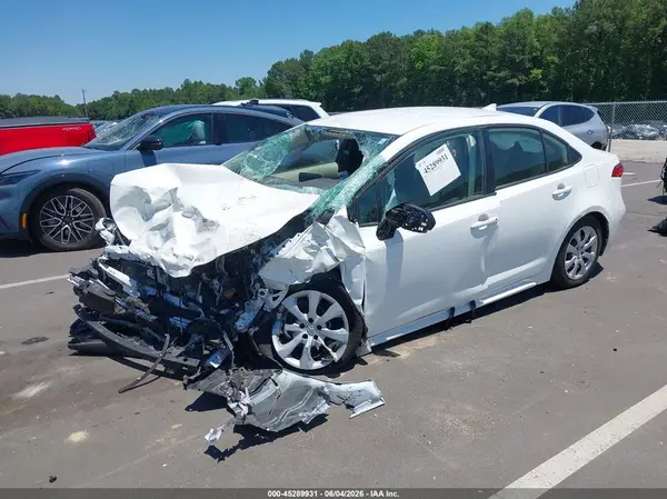 JTDEPMAEXN3006039 2022 TOYOTA COROLLA - Image 2