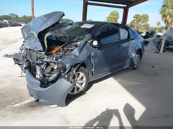 JTDEPMAEXN3009572 2022 TOYOTA COROLLA - Image 2