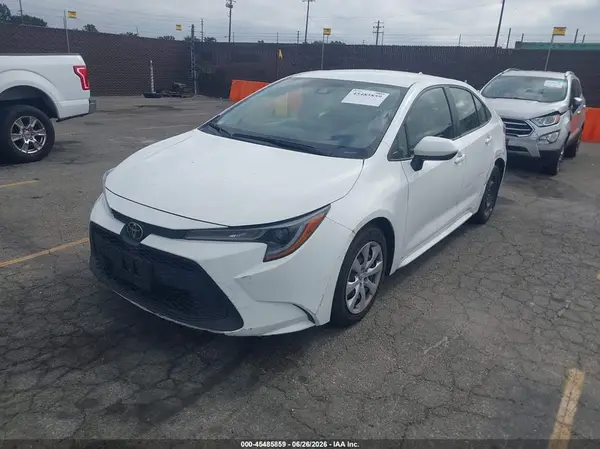 JTDEPMAEXN3023066 2022 TOYOTA COROLLA - Image 2