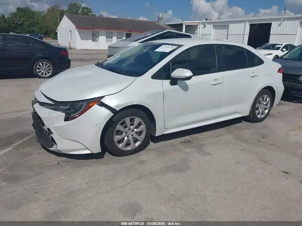JTDEPMAEXN3026324 2022 TOYOTA COROLLA - Image 2