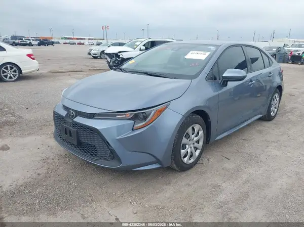 JTDEPMAEXNJ220167 2022 TOYOTA COROLLA - Image 2
