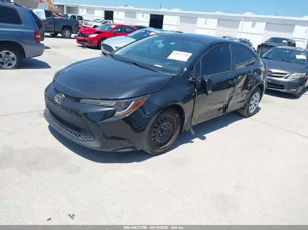 JTDEPMAEXNJ224025 2022 TOYOTA COROLLA - Image 2