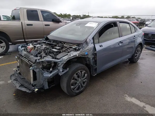 JTDEPRAE3LJ031872 2020 TOYOTA COROLLA - Image 2