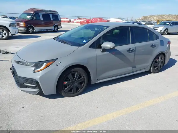 JTDEPRAE4LJ075671 2020 TOYOTA COROLLA - Image 2