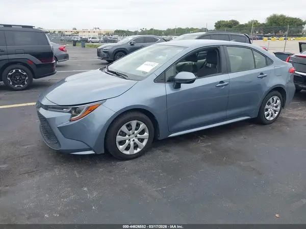 JTDEPRAE5LJ067028 2020 TOYOTA COROLLA - Image 2