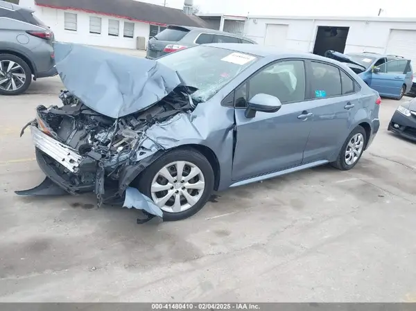 JTDEPRAE5LJ113540 2020 TOYOTA COROLLA - Image 2