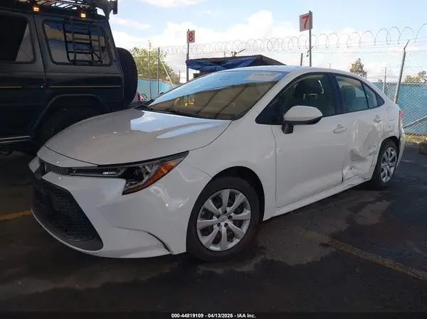 JTDEPRAE6LJ068253 2020 TOYOTA COROLLA - Image 2
