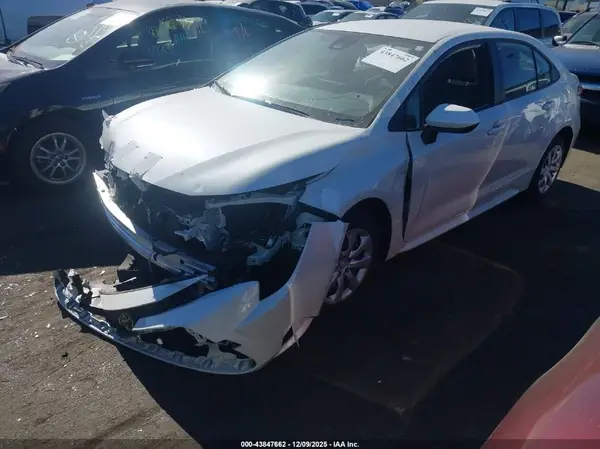 JTDEPRAE6LJ088972 2020 TOYOTA COROLLA - Image 2