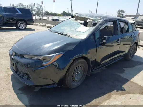 JTDEPRAE6LJ107990 2020 TOYOTA COROLLA - Image 2