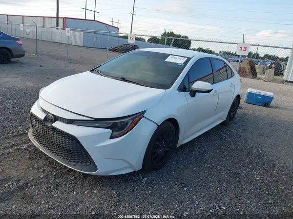 JTDEPRAE6LJ114373 2020 TOYOTA COROLLA - Image 2