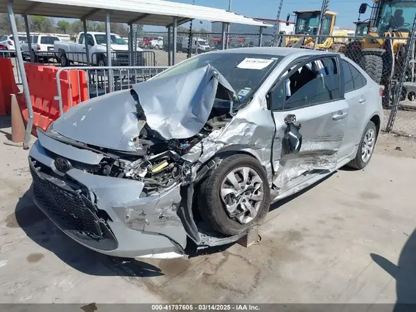 JTDEPRAE7LJ055933 2020 TOYOTA COROLLA - Image 2