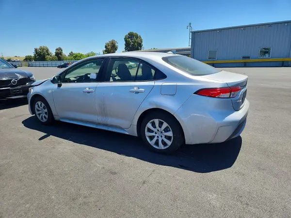 JTDEPRAE8LJ043113 2020 TOYOTA COROLLA - Image 2