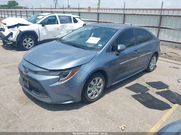 JTDEPRAE8LJ107411 2020 TOYOTA COROLLA - Image 2