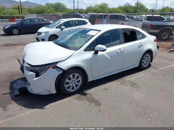 JTDEPRAE9LJ025073 2020 TOYOTA COROLLA - Image 2