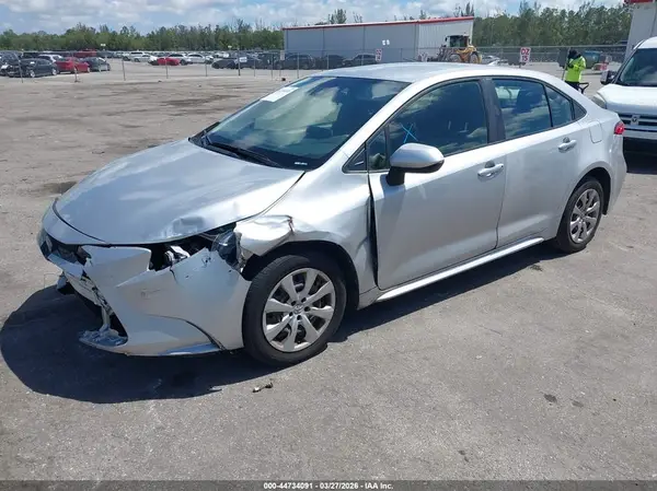 JTDEPRAE9LJ074046 2020 TOYOTA COROLLA - Image 2