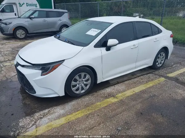 JTDEPRAEXLJ026877 2020 TOYOTA COROLLA - Image 2