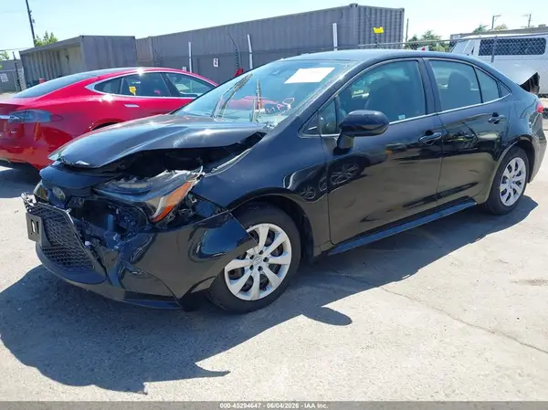 JTDEPRAEXLJ057840 2020 TOYOTA COROLLA - Image 2