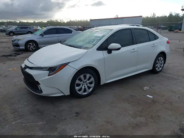 JTDEPRAEXLJ062441 2020 TOYOTA COROLLA - Image 2