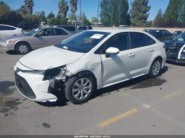 JTDEPRAEXLJ078221 2020 TOYOTA COROLLA - Image 2