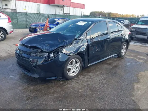 JTDEPRAEXLJ097674 2020 TOYOTA COROLLA - Image 2