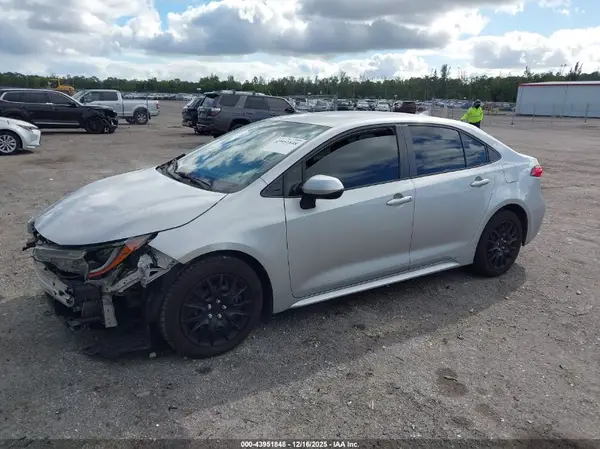 JTDEPRAEXLJ101495 2020 TOYOTA COROLLA - Image 2