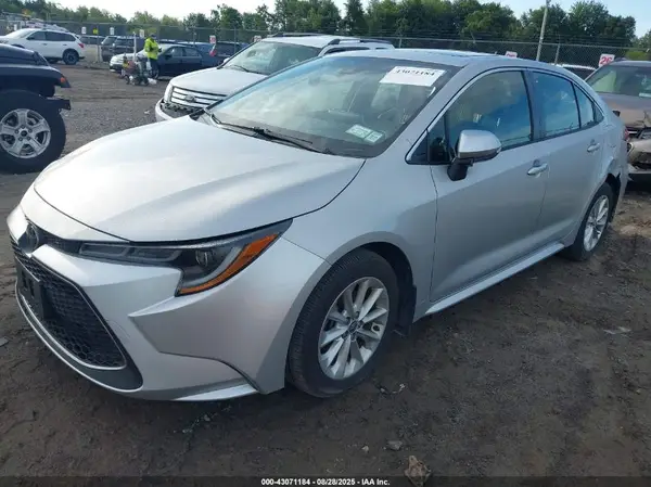 JTDFPMAE4MJ165525 2021 TOYOTA COROLLA - Image 2