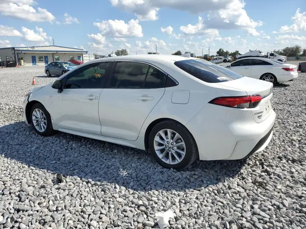 JTDFPMAE9MJ158960 2021 TOYOTA COROLLA - Image 2