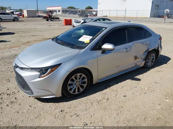 JTDFPMAEXN3007759 2022 TOYOTA COROLLA - Image 2