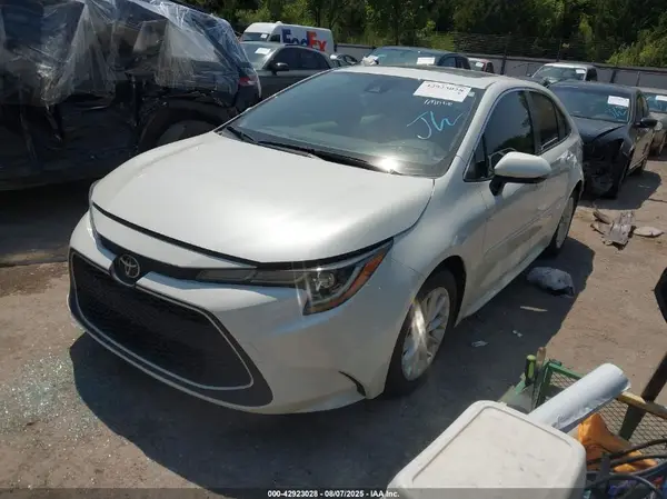 JTDFPRAE9LJ073533 2020 TOYOTA COROLLA - Image 2