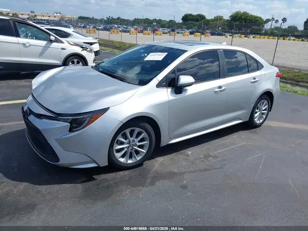 JTDHPMAE0NJ204105 2022 TOYOTA COROLLA - Image 2