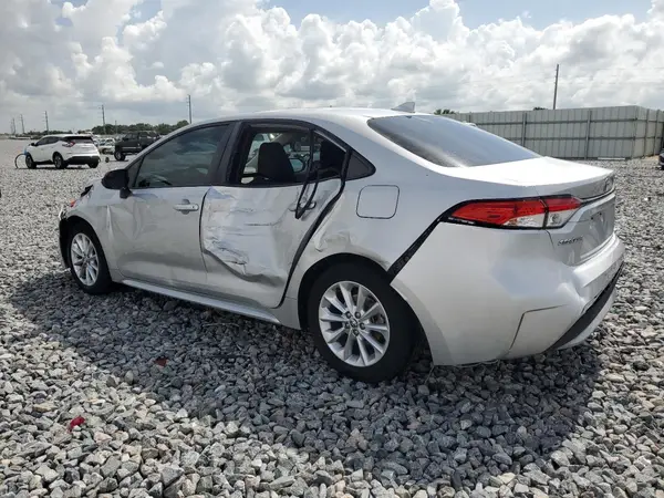 JTDHPMAE1MJ181786 2021 TOYOTA COROLLA - Image 2