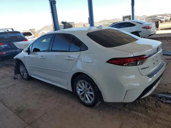 JTDHPMAE8MJ166069 2021 TOYOTA COROLLA - Image 2